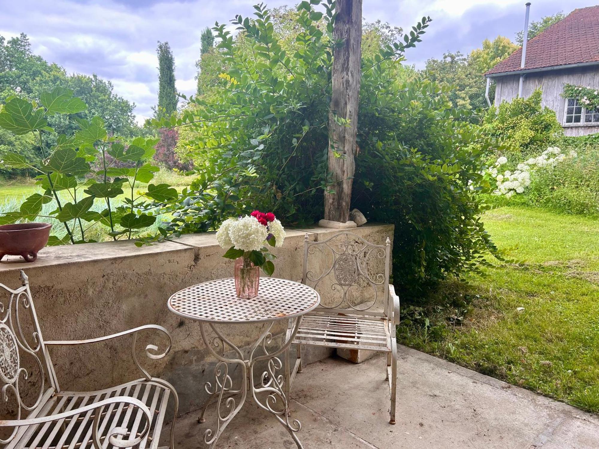 Moncrabeau Pedauge B&B 외부 사진